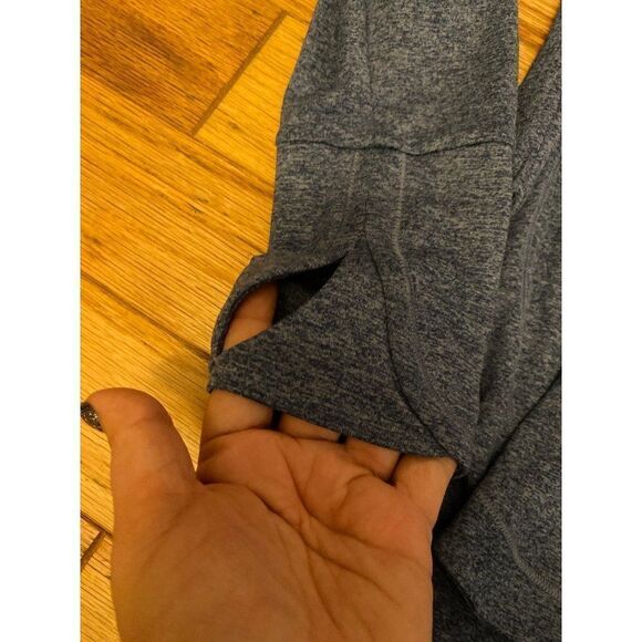 Athleta women’s blue athletic relaxed hooded pullover with thumb holes size med - Picture 3 of 9